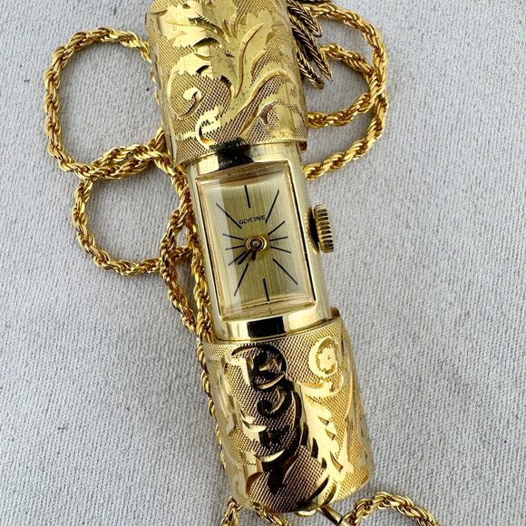 Vintage Glycine Swiss Pendant Peek a Boo or Slide Watch 30 in Italian Rope Chain